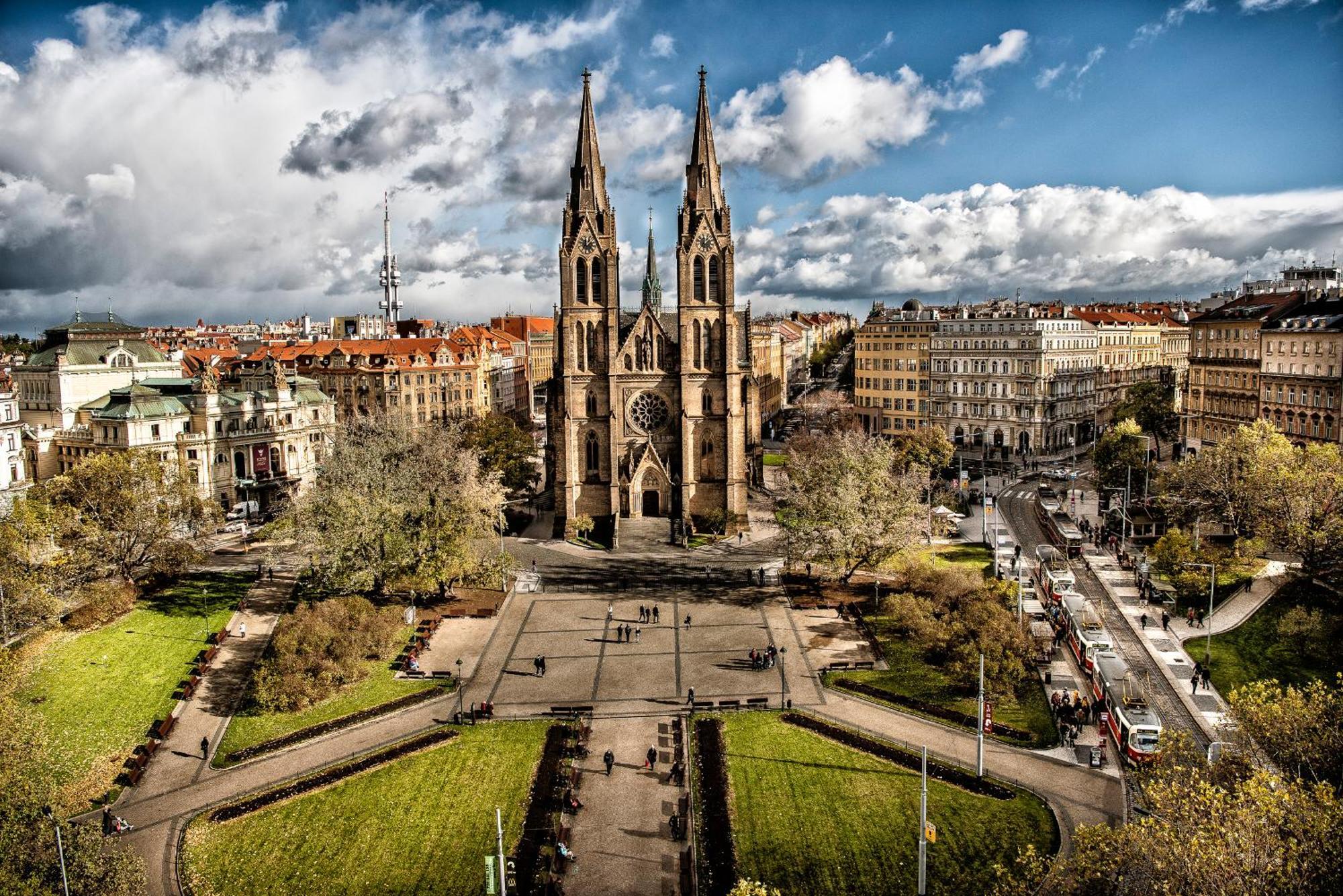 Basic Underground Apartments Next To The Center - Best Tram Line, Cool Local Area Praha Exteriér fotografie